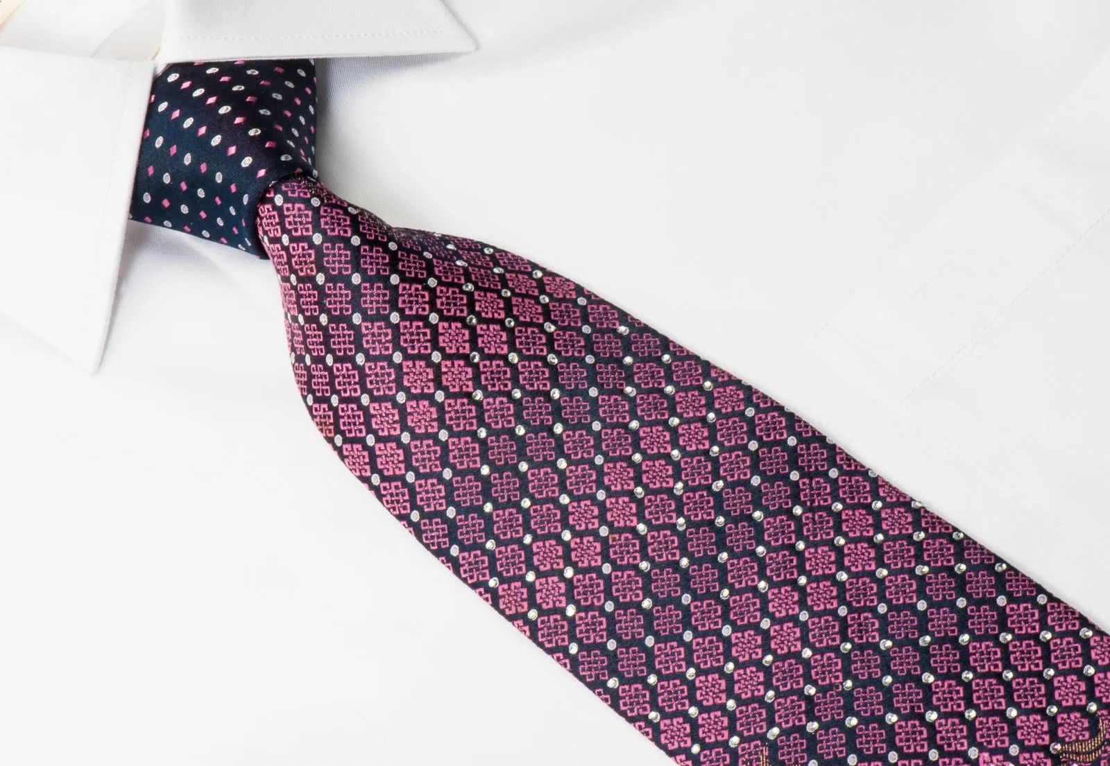 Elle Homme Men's Rhinestone Silk Tie Celtic Knots On Purple With Golden Sparkles