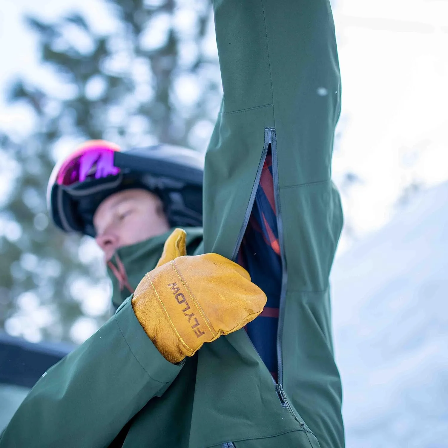 Flylow Men's Quantum Pro Jacket Ski & Snowboard Coat